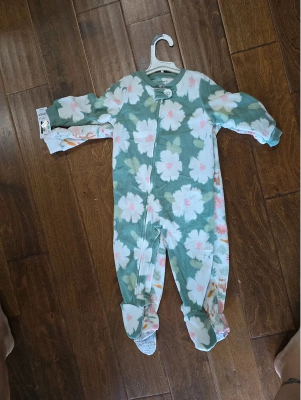 18m brand new fleece pajamas from carter's item.205G5